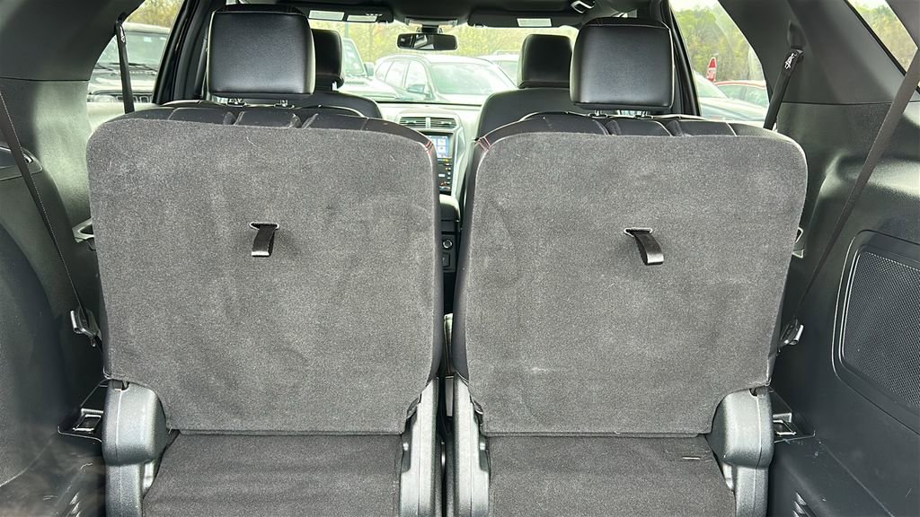 Used 2019 Ford Explorer Sport w/ Equipment Group 401A AWD/4WD image 31