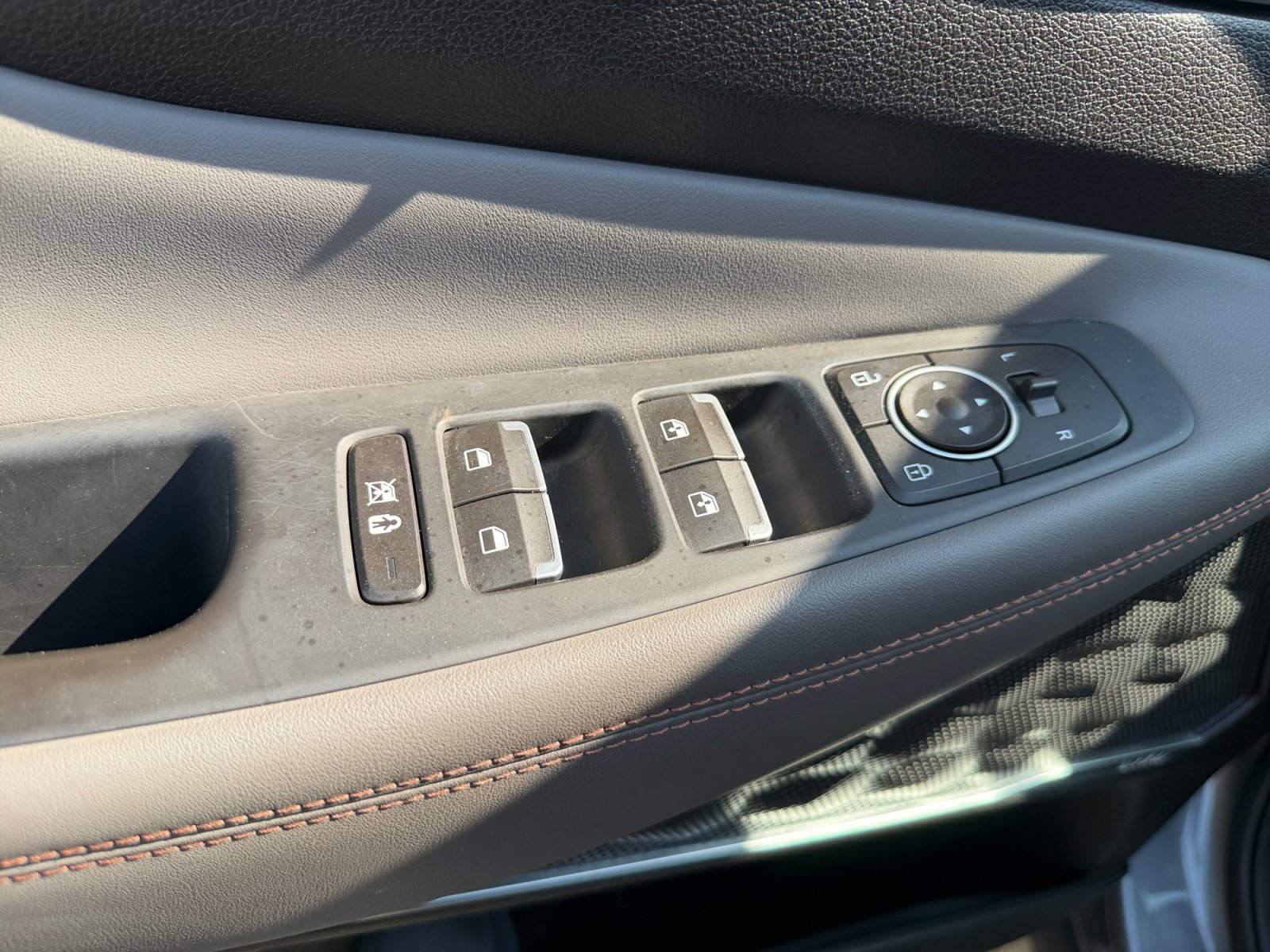 Used 2019 Hyundai Santa Fe FWD image 17
