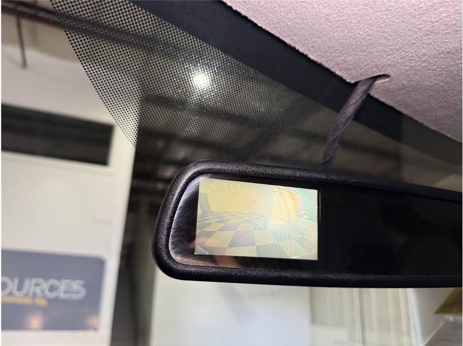 Used 2018 GMC Savana 2500 Extended w/ Driver Convenience Package image 29