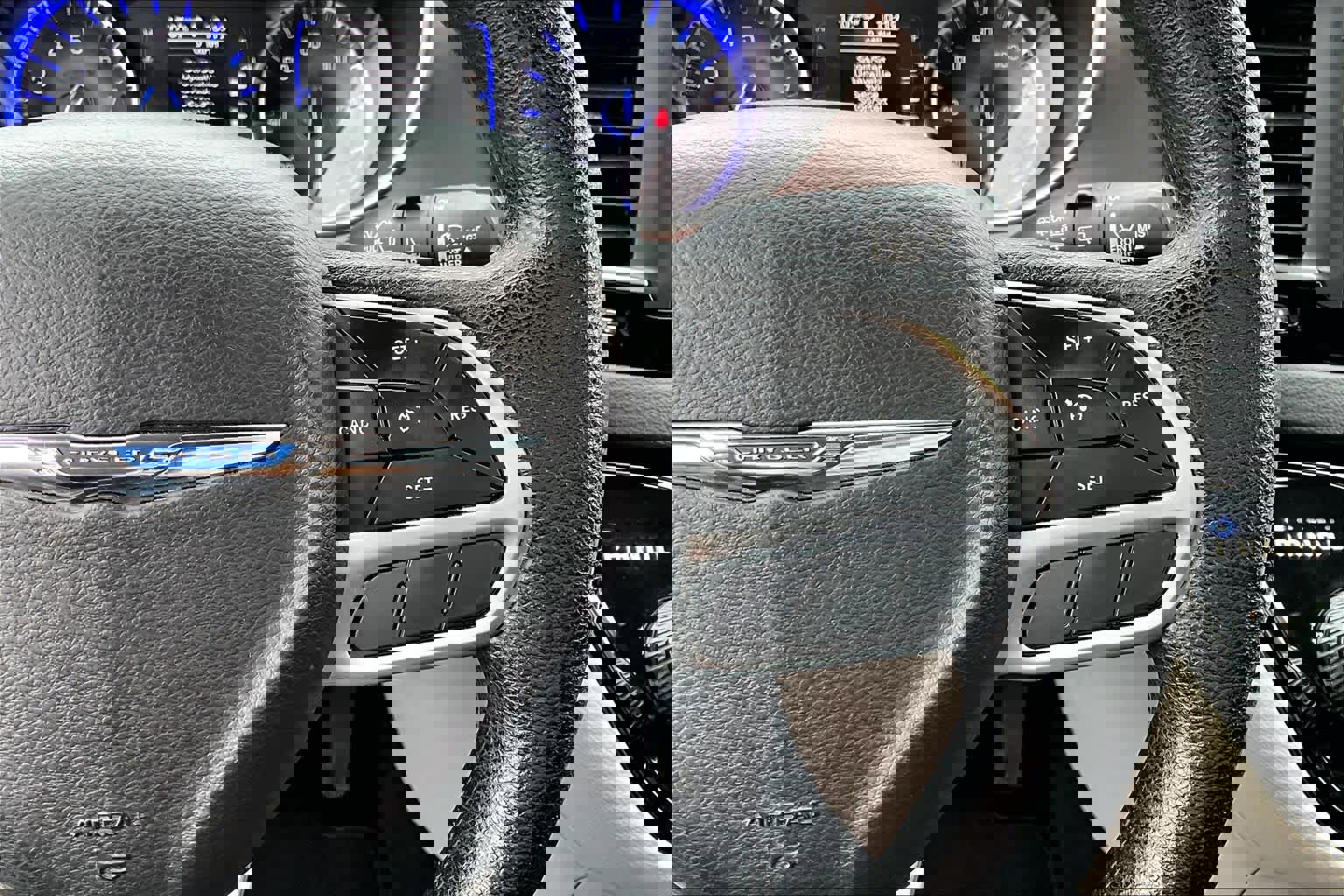 Used 2021 Chrysler Voyager Lxi image 24