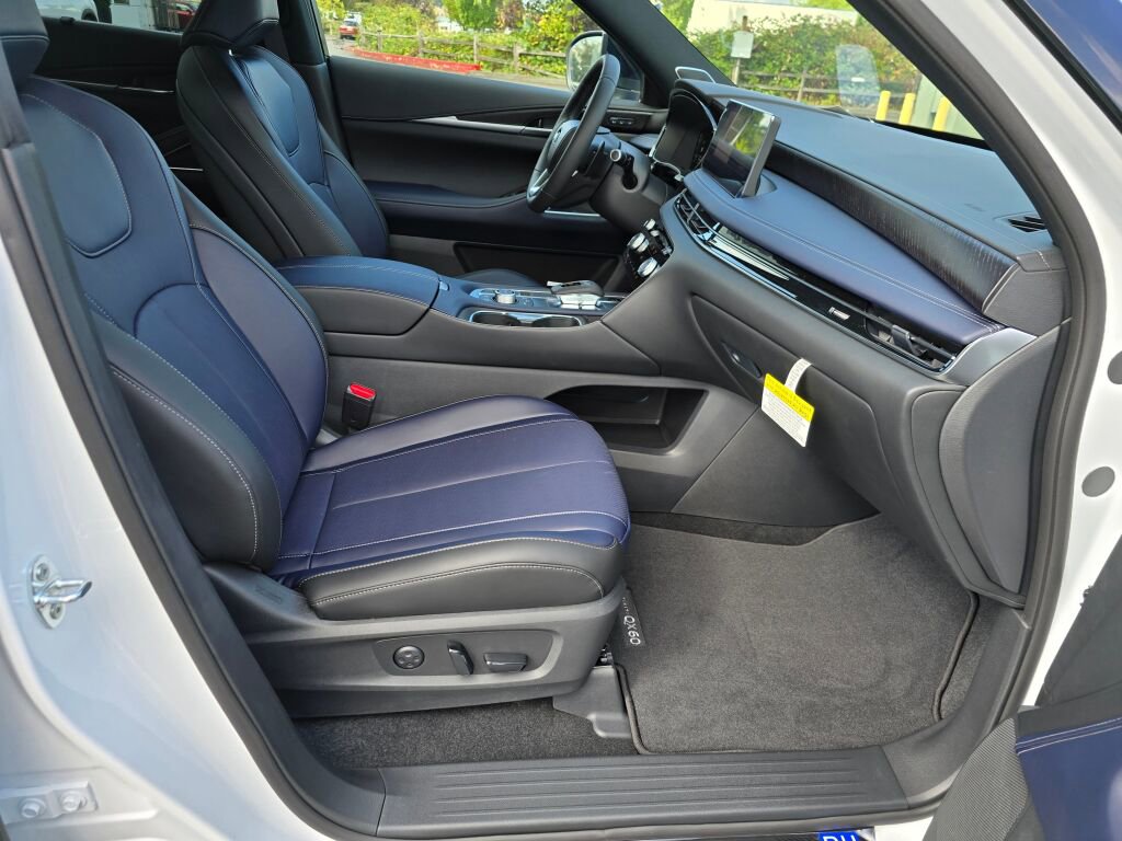 New 2026 INFINITI QX60 Sport w/ Dark Cargo Package image 11