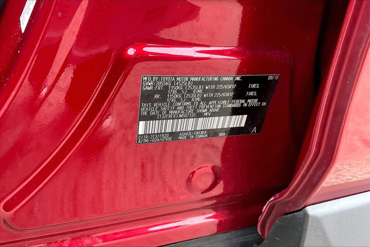 Used 2018 Toyota RAV4 LE FWD image 34