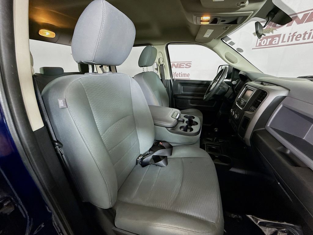 Used 2017 RAM 2500 Tradesman w/ Chrome Appearance Group AWD/4WD image 28