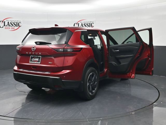 Used 2024 Nissan Rogue SV image 36