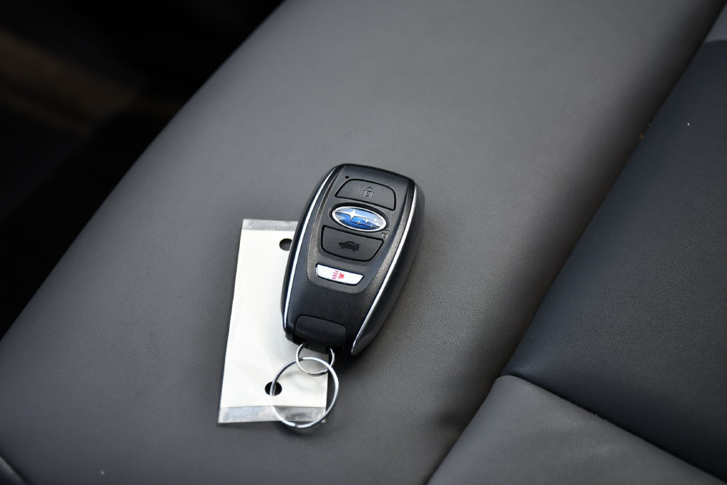 Used 2024 Subaru Ascent Onyx Edition AWD/4WD image 18