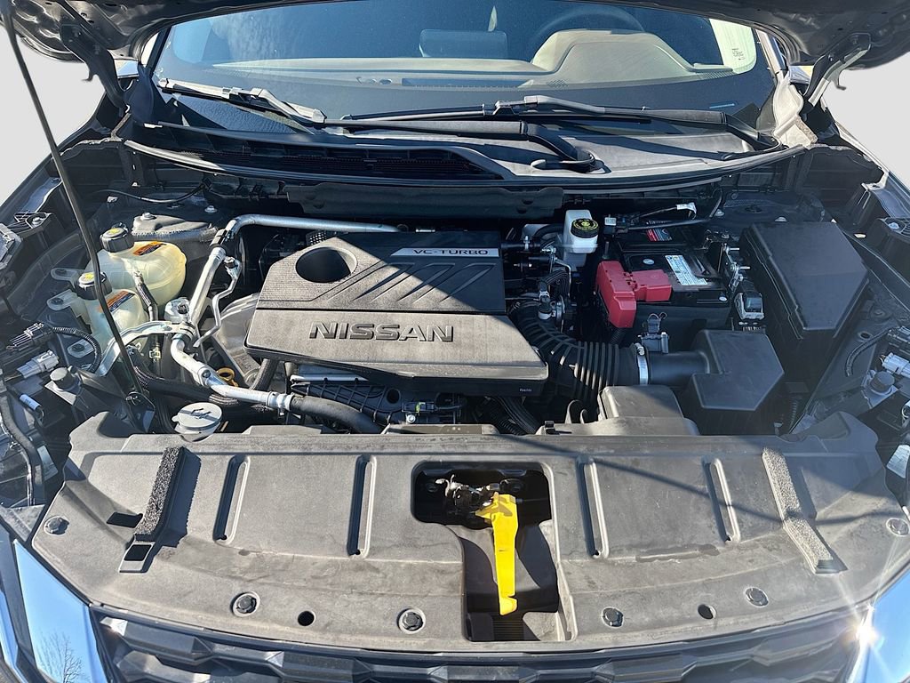 Used 2023 Nissan Rogue S image 23