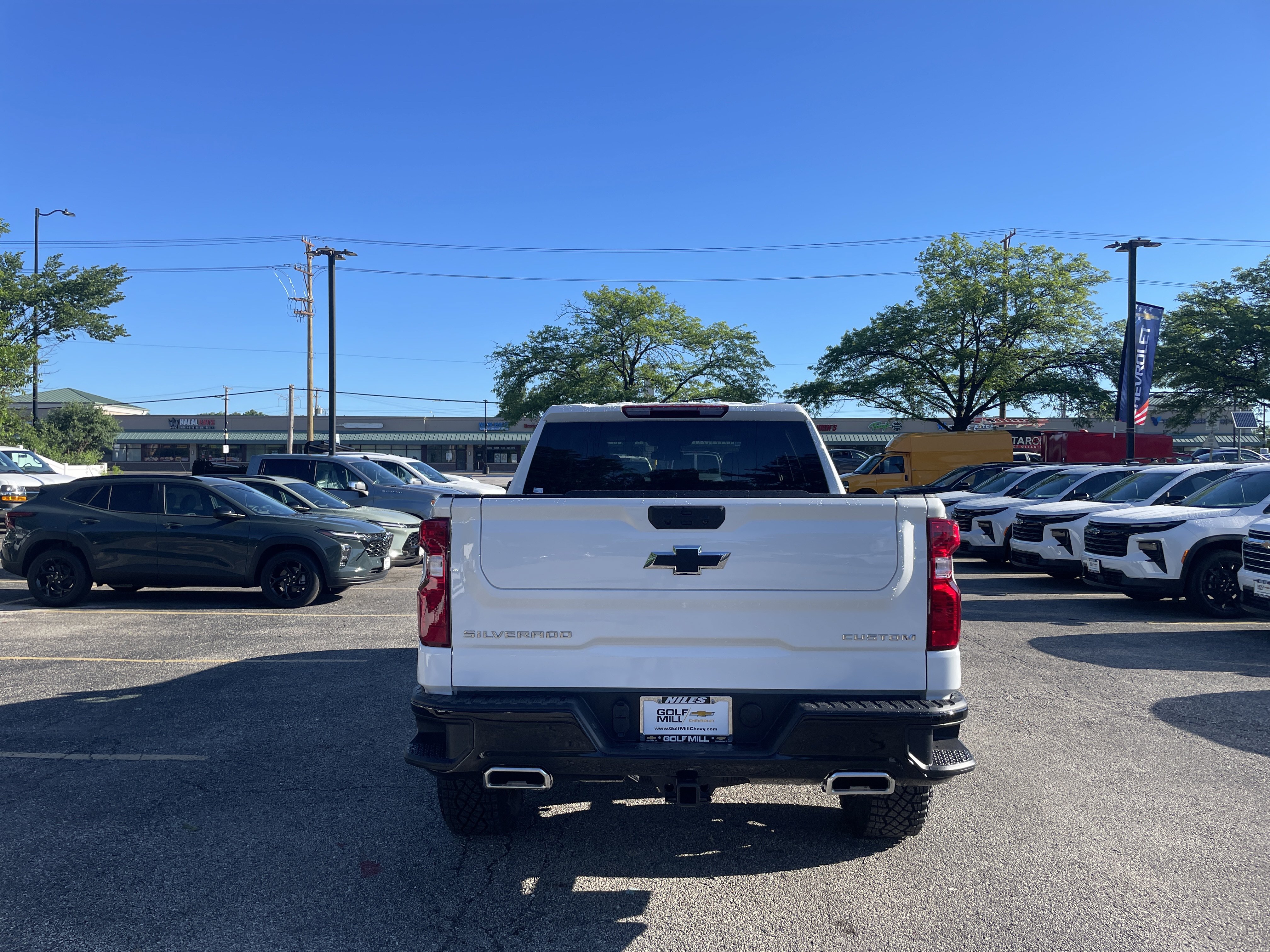 New 2026 Chevrolet Silverado 1500 Custom Trail Boss AWD/4WD image 6