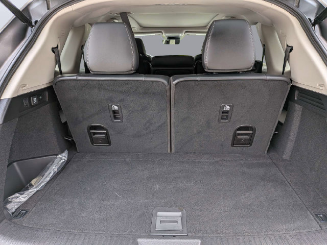Used 2026 Acura MDX w/ Technology Package FWD image 14