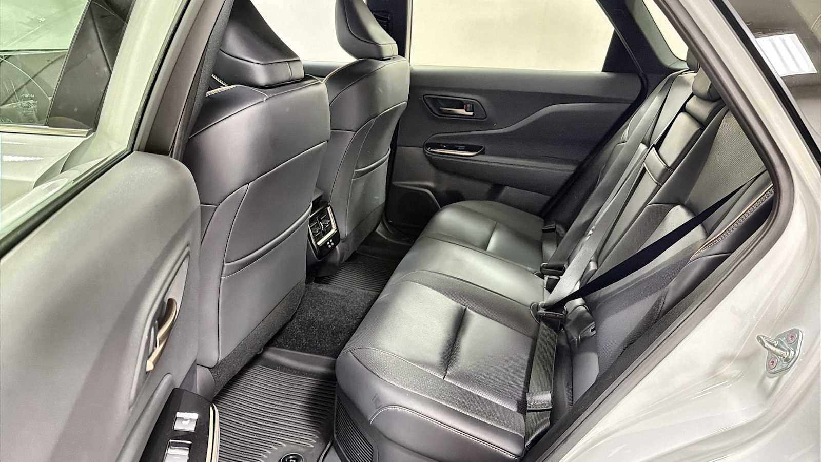 Certified 2025 Toyota Crown Signia AWD/4WD image 24