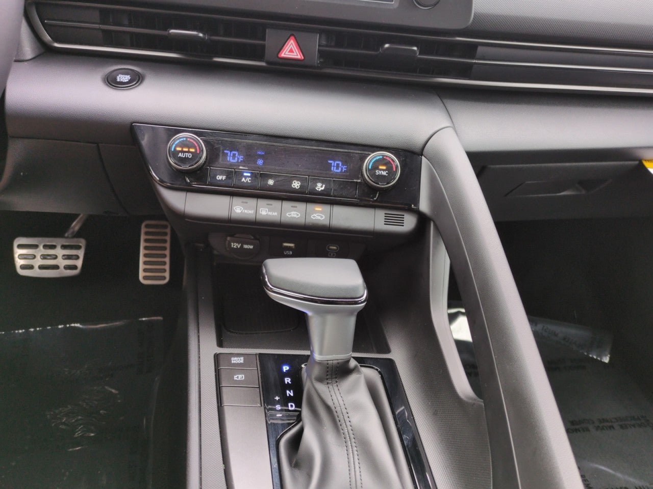 Used 2025 Hyundai Elantra Sport FWD image 21