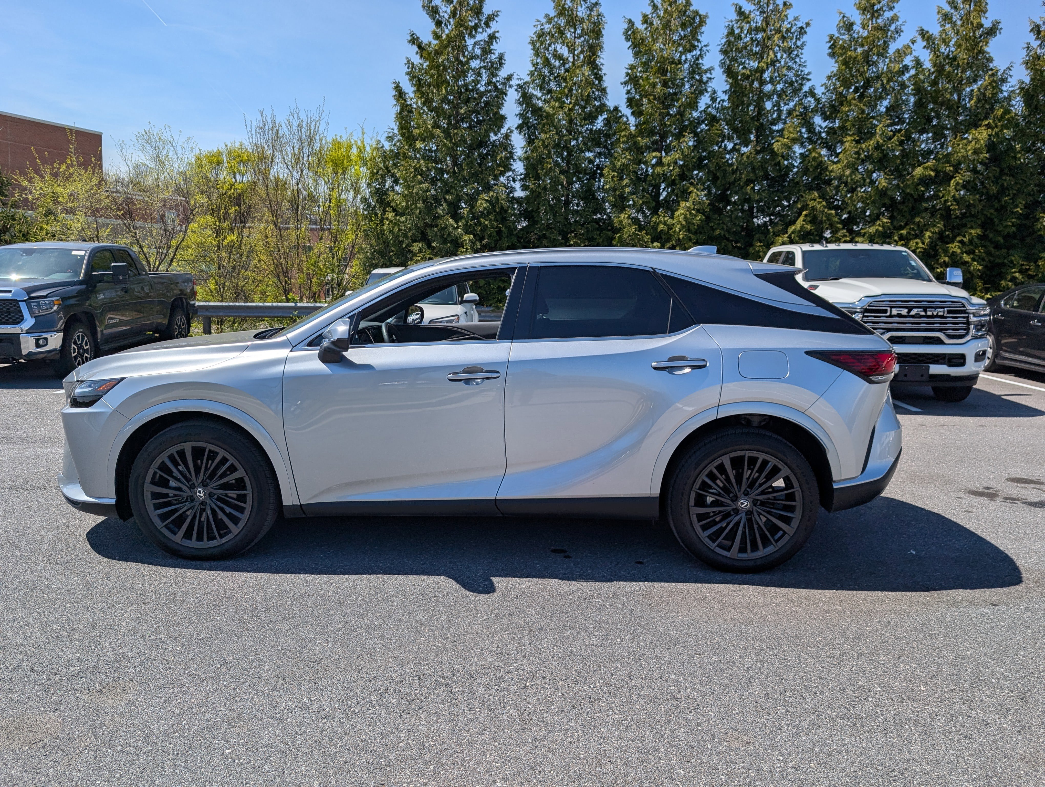 Used 2025 Lexus RX 350 Premium image 6