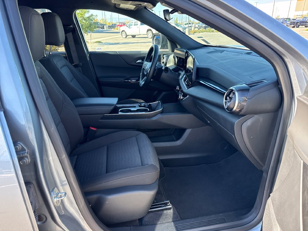 Used 2026 Chevrolet Equinox LT AWD/4WD image 26