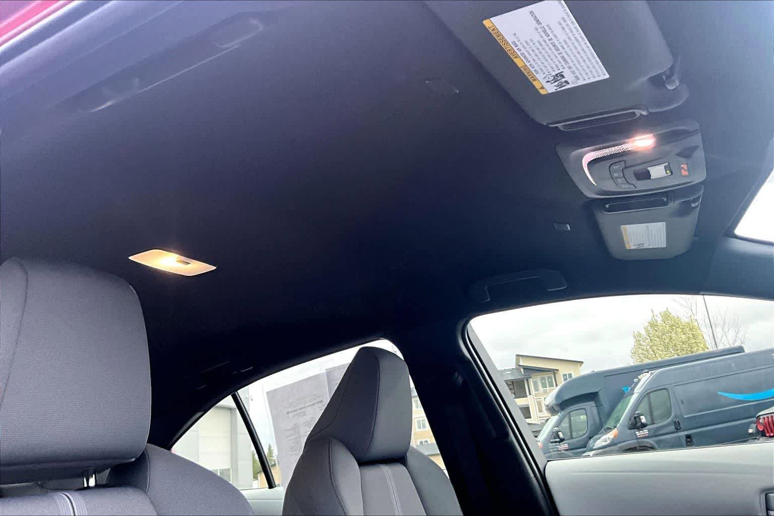 Used 2025 Toyota Corolla SE w/ Convenience Package FWD image 30