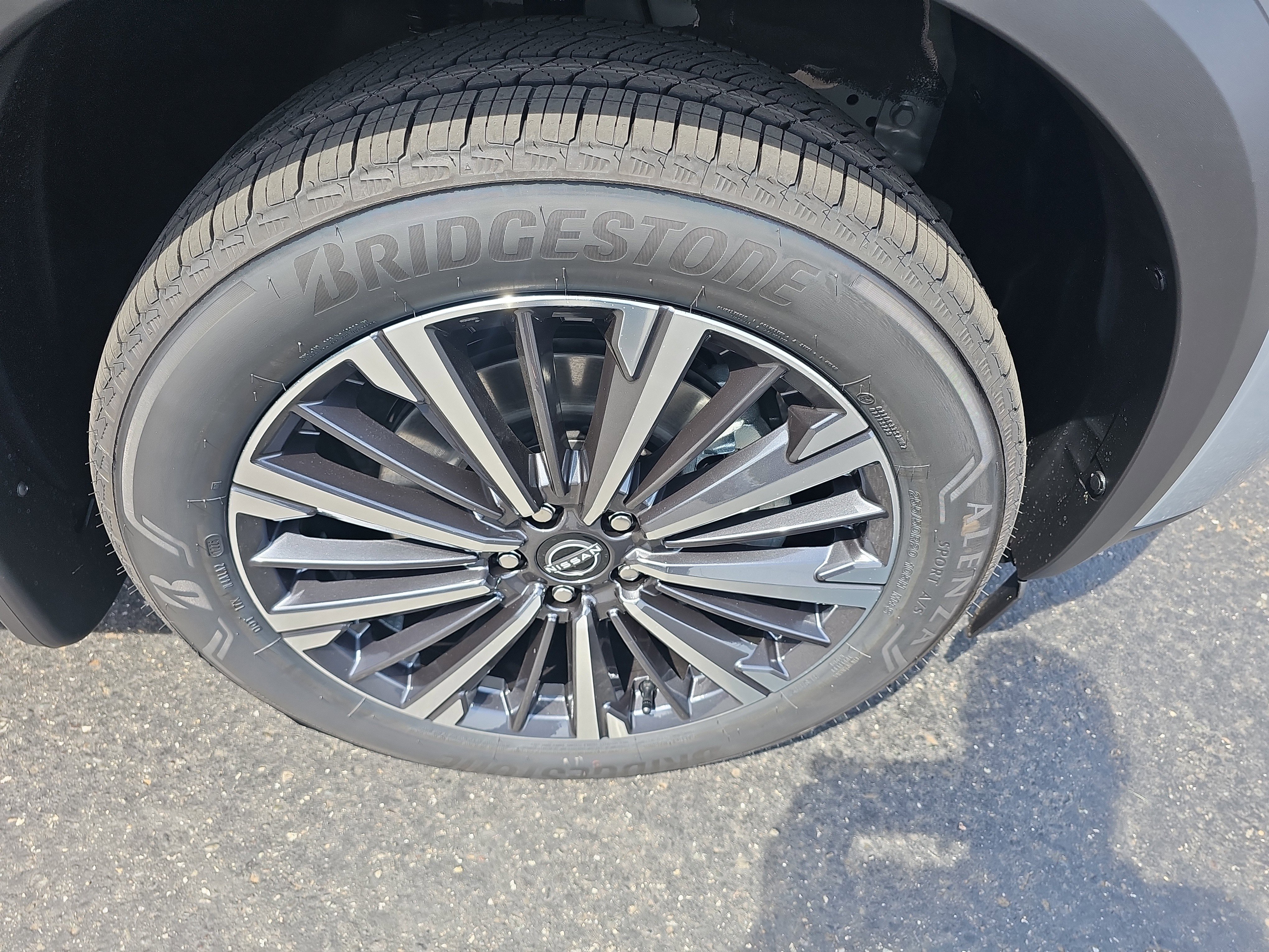 New 2026 Nissan Pathfinder Platinum AWD/4WD image 27