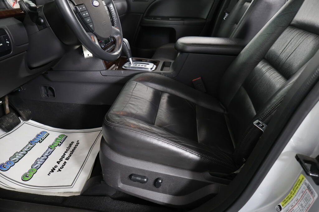 Used 2005 Ford Five Hundred Limited image 13