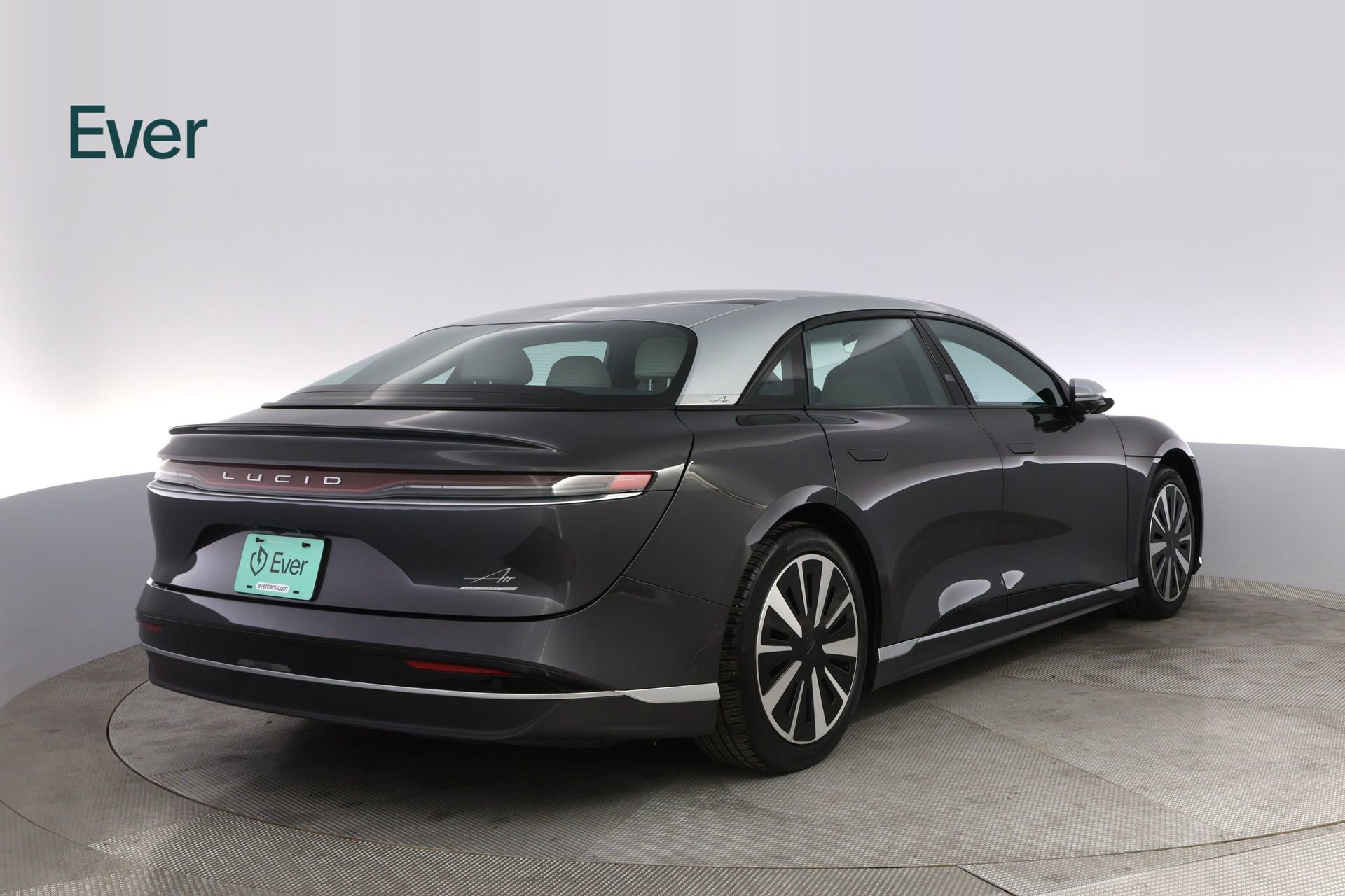 Used 2023 Lucid Air Grand Touring image 3