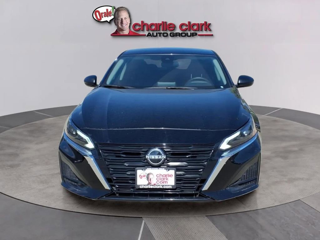Used 2025 Nissan Altima 2.5 S FWD image 8