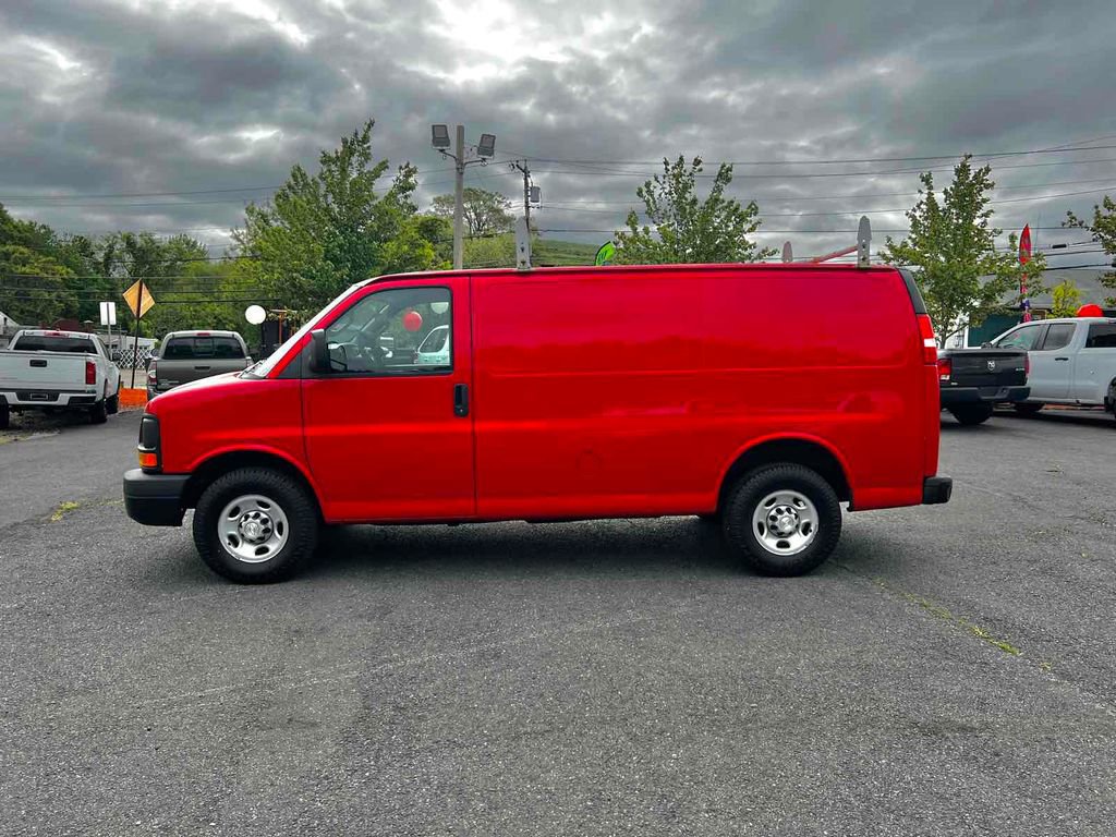 Used 2016 Chevrolet Express 2500 Work Van image 4