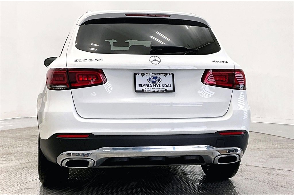 Used 2021 Mercedes-Benz GLC 300 4MATIC image 4