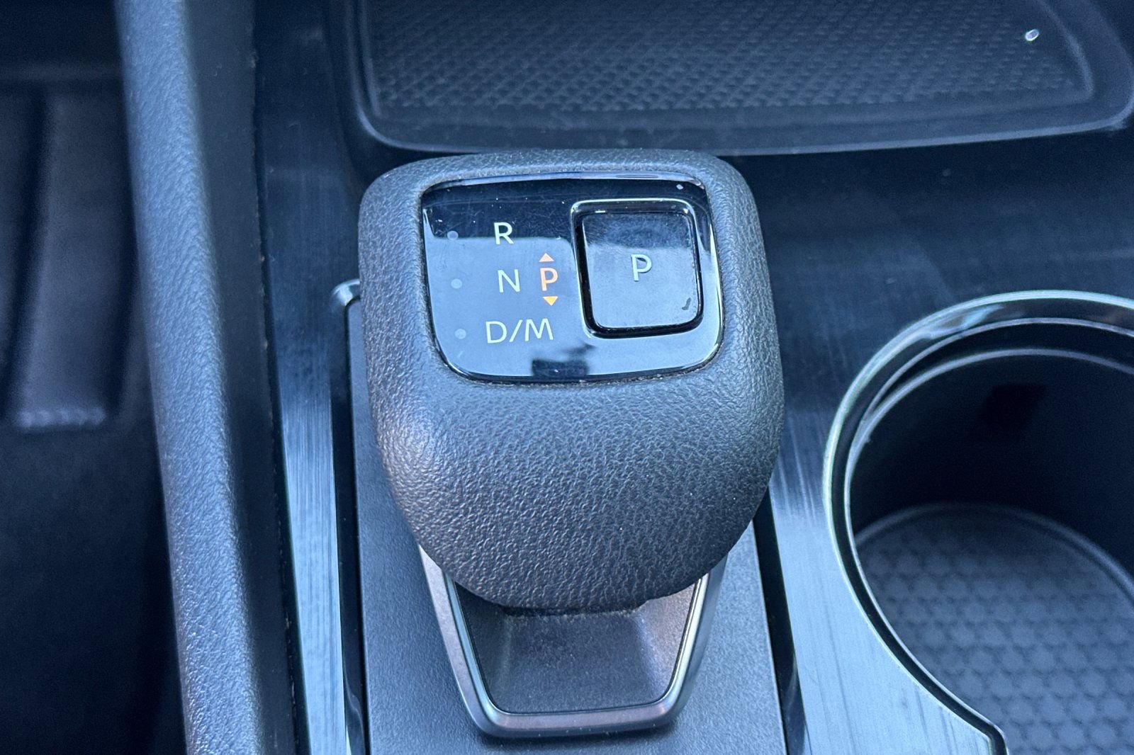 Used 2021 Nissan Rogue S image 22