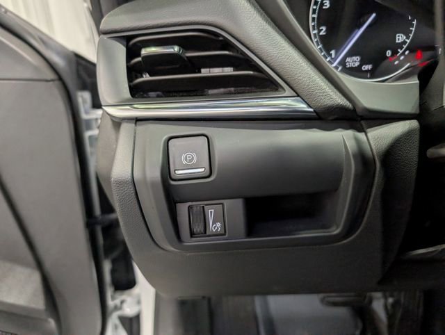 Used 2025 Cadillac CT4 Premium Luxury RWD image 18