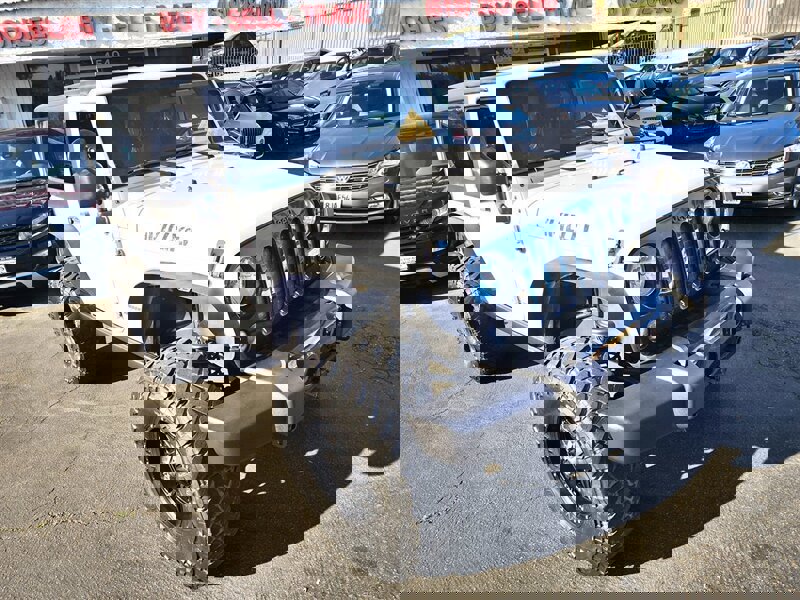 Used 2016 Jeep Wrangler Sport image 31