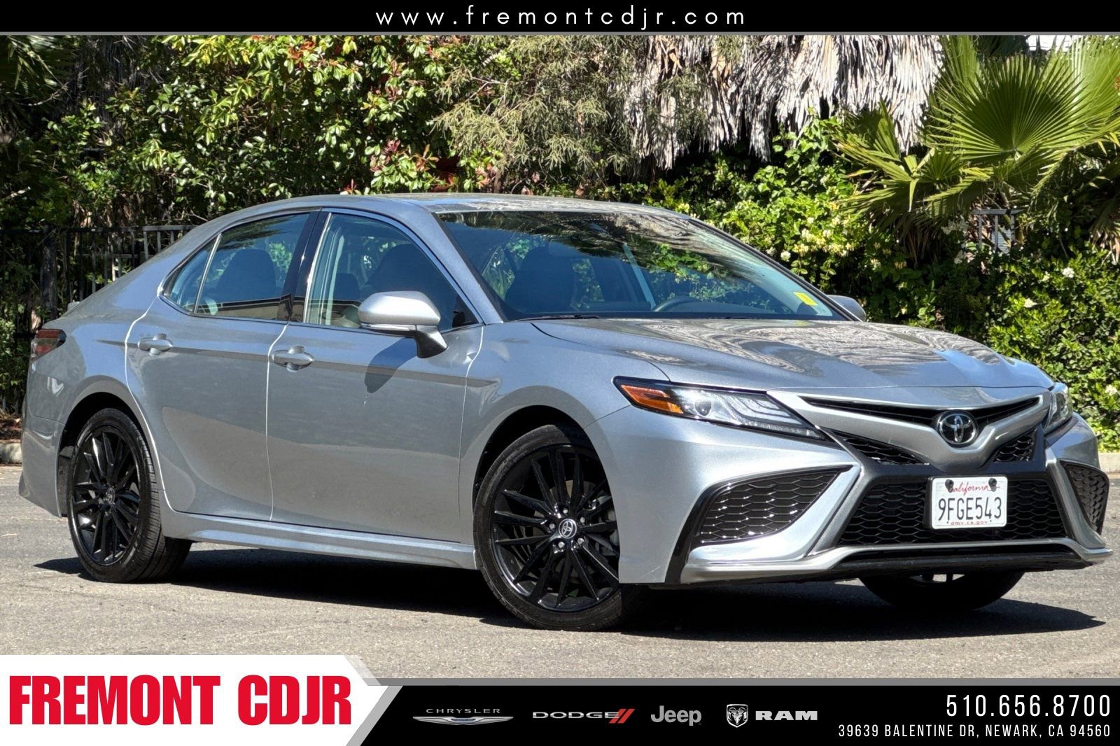 Used 2023 Toyota Camry XSE image 1
