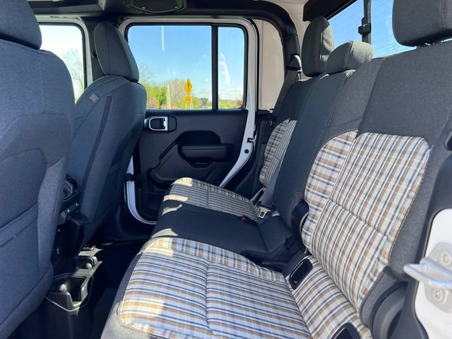 New 2026 Jeep Gladiator Sport AWD/4WD image 5