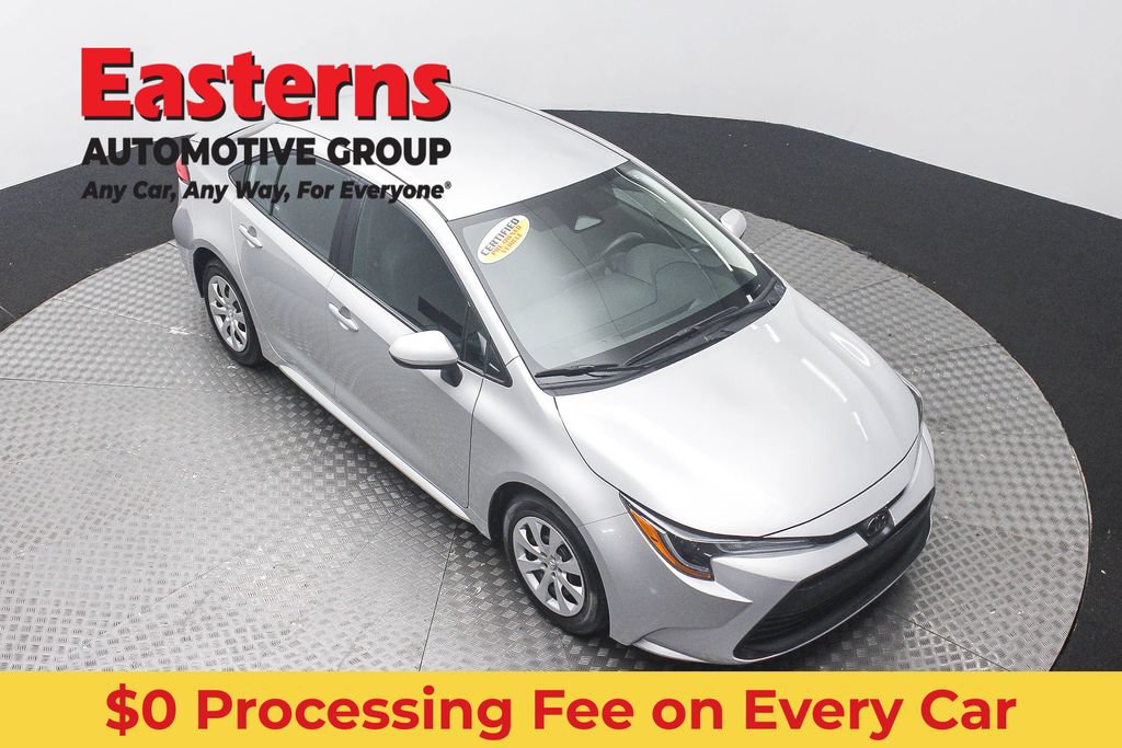 Used 2024 Toyota Corolla LE FWD image 3