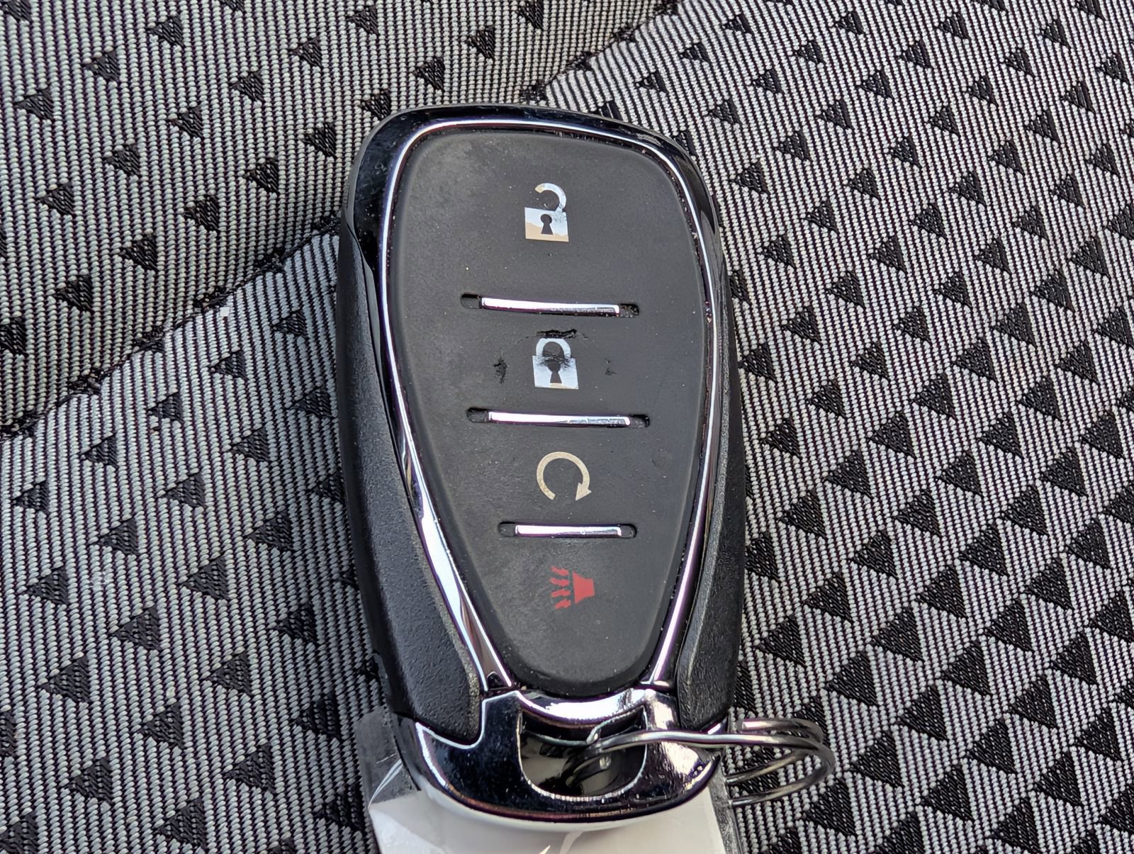 Used 2025 Chevrolet Trax LT w/ Driver Confidence Package image 17