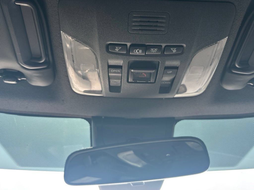 Used 2021 Toyota Corolla SE FWD image 25