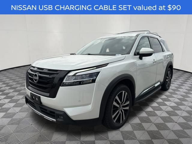 Used 2023 Nissan Pathfinder Platinum w/ Lighting Package (N93) AWD/4WD image 14
