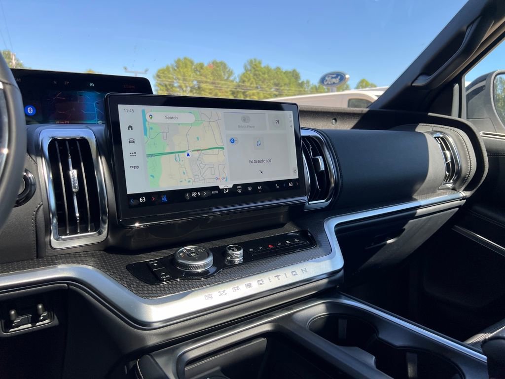 New 2025 Ford Expedition Platinum w/ Stealth Performance Package image 27