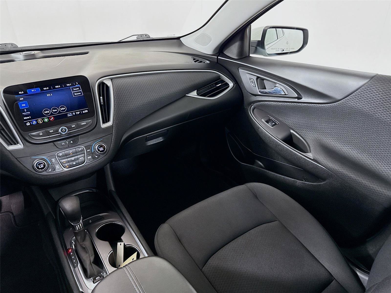 Used 2023 Chevrolet Malibu LT FWD image 24