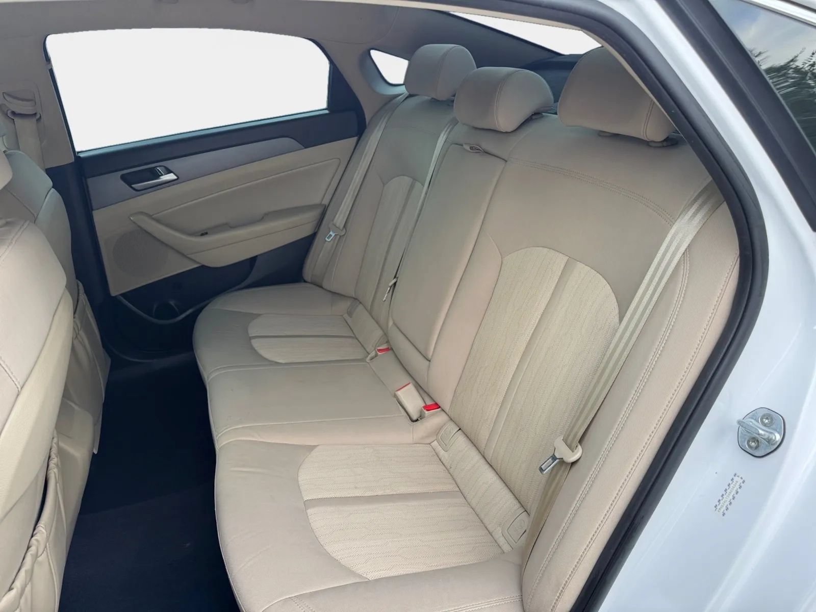 Used 2017 Hyundai Sonata SE FWD image 11
