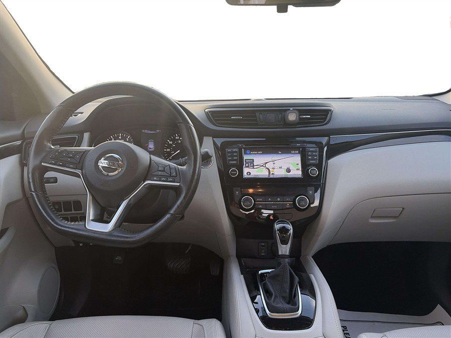 Used 2018 Nissan Rogue Sport SL w/ SL Premium Package AWD/4WD image 18
