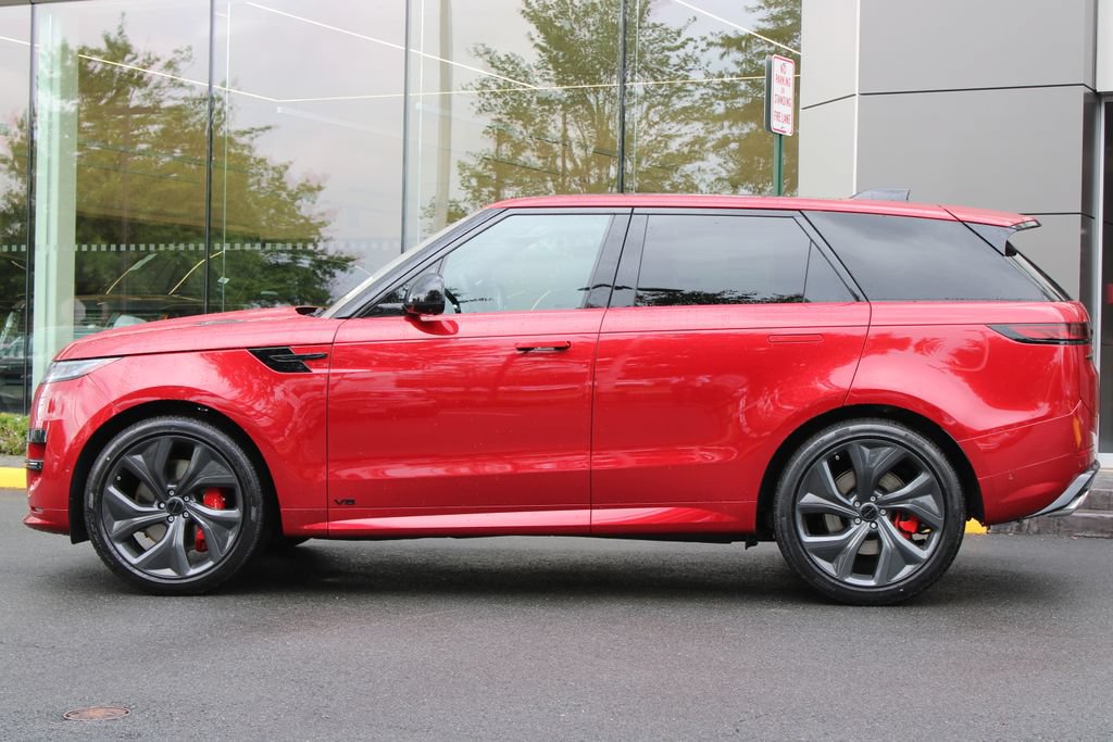 New 2026 Land Rover Range Rover Sport Dynamic SE AWD/4WD image 7