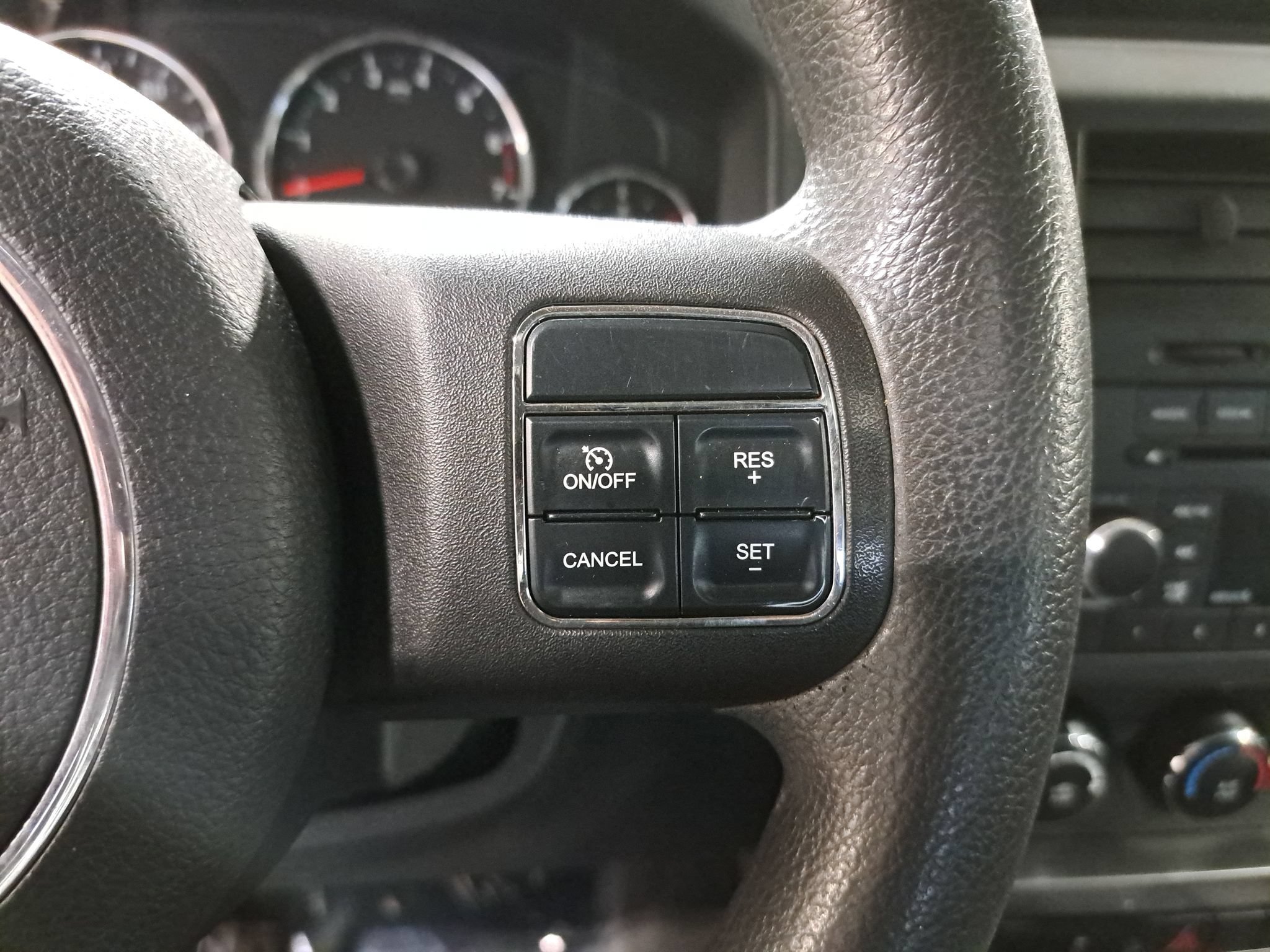 Used 2011 Jeep Liberty Sport AWD/4WD image 17