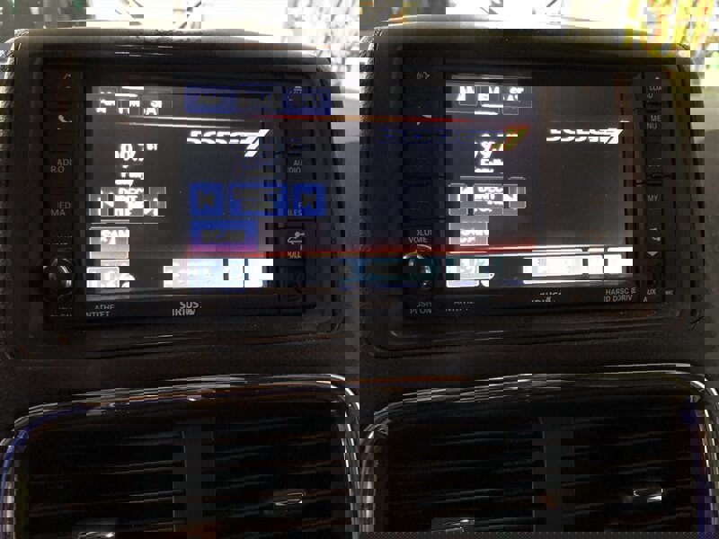 Used 2019 Dodge Grand Caravan SXT w/ Rear Park Assist Package image 12