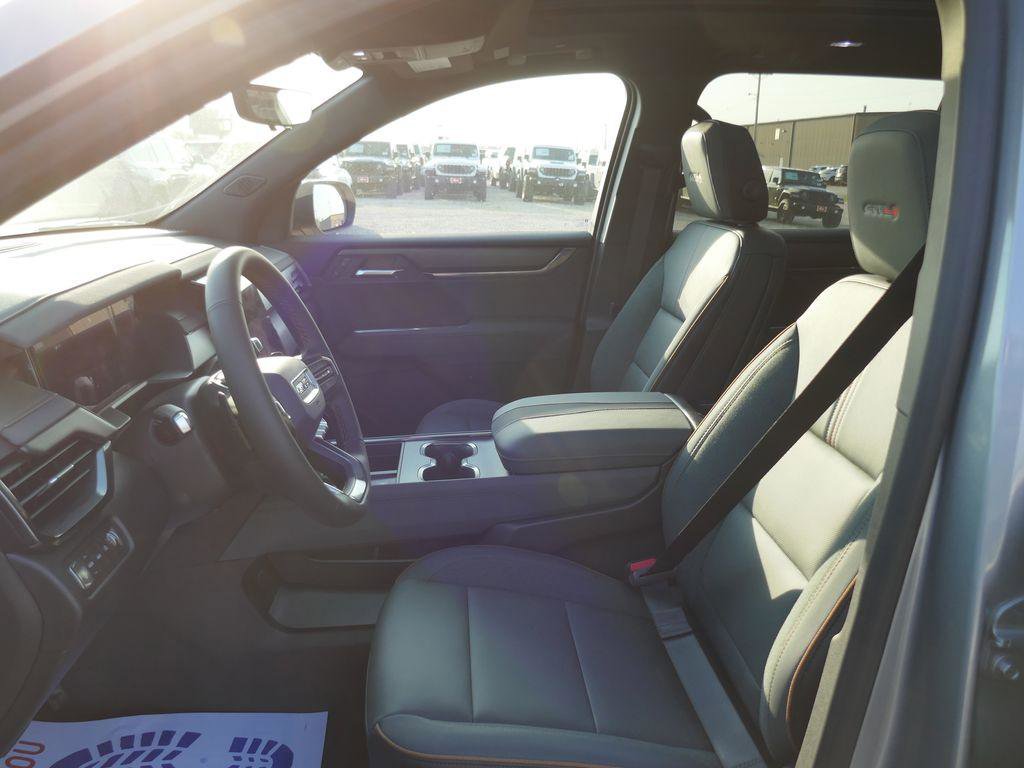 New 2026 GMC Acadia AT4 image 15