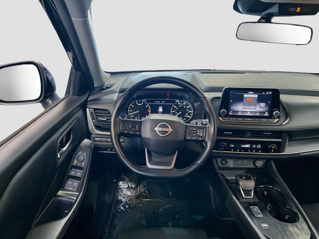 Used 2025 Nissan Rogue SV FWD image 20