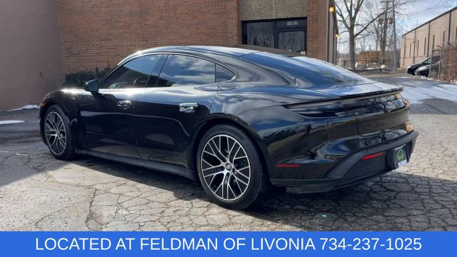 Used 2021 Porsche Taycan image 6