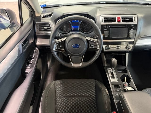 Used 2019 Subaru Outback 2.5i AWD/4WD image 18