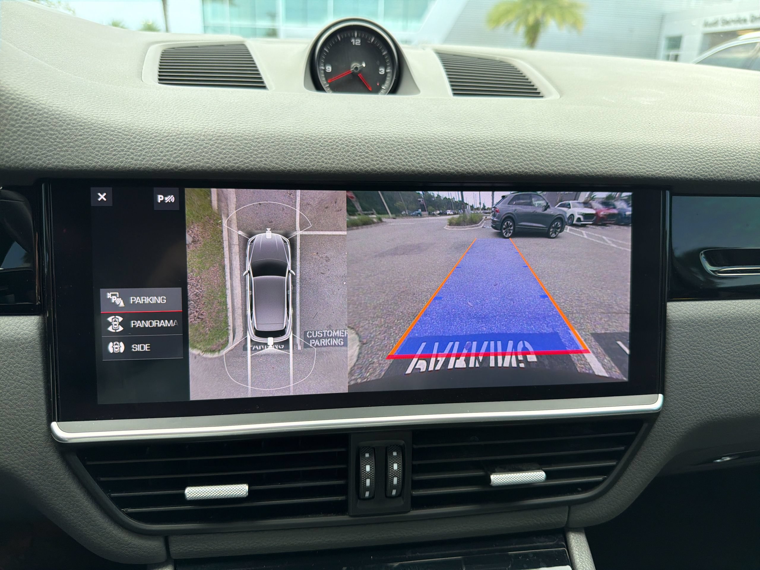 Used 2020 Porsche Cayenne S AWD/4WD image 13