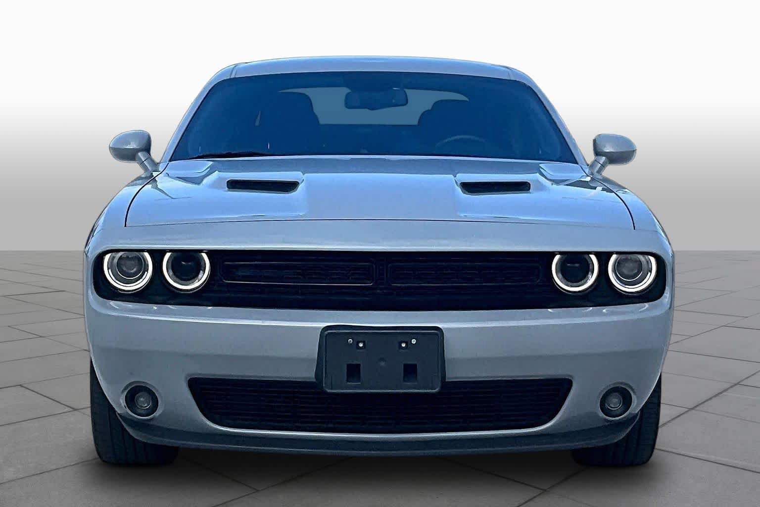 Used 2020 Dodge Challenger SXT w/ Blacktop Package RWD image 3