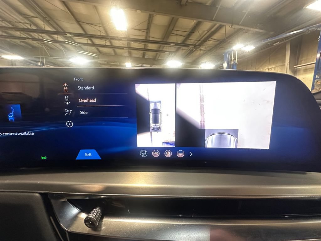 Certified 2026 Cadillac Lyriq Signature Luxury w/ Nappa Leather Package AWD/4WD image 19