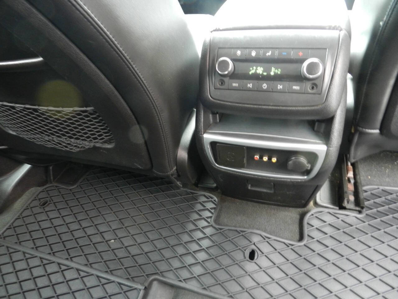 Used 2007 GMC Acadia SLT w/ Trailering Package image 17