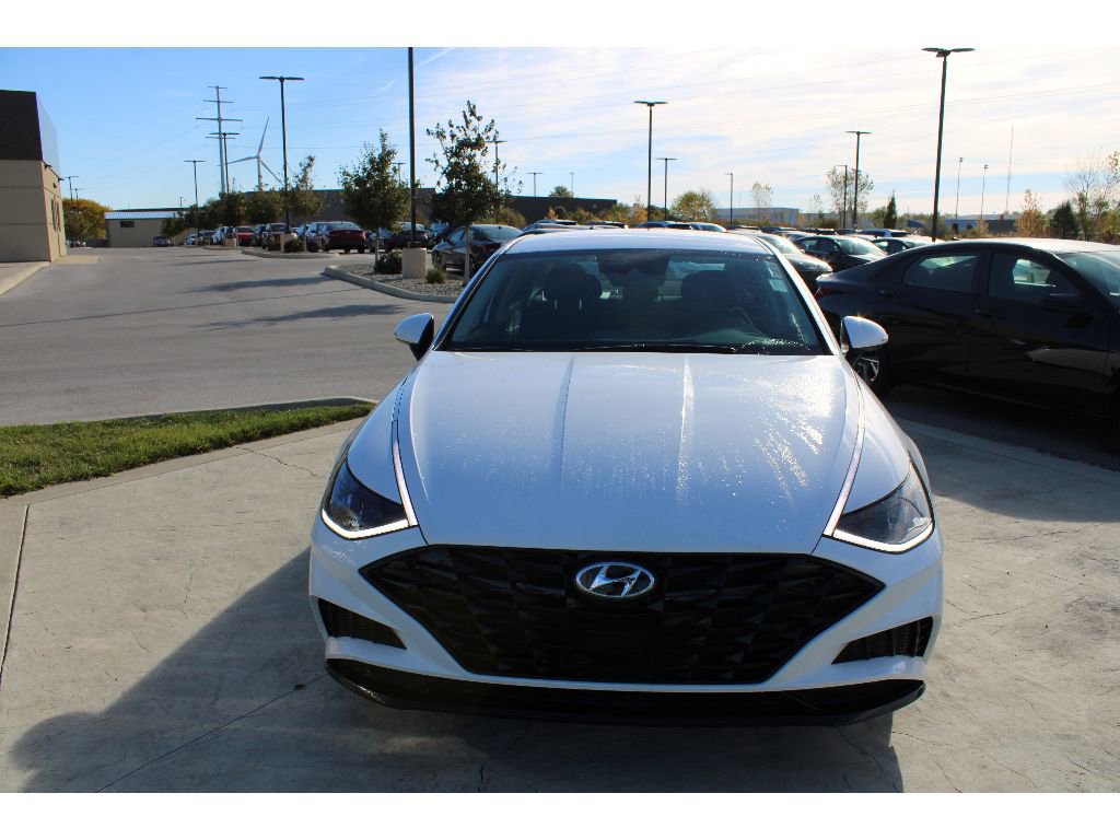 Used 2023 Hyundai Sonata SEL image 3