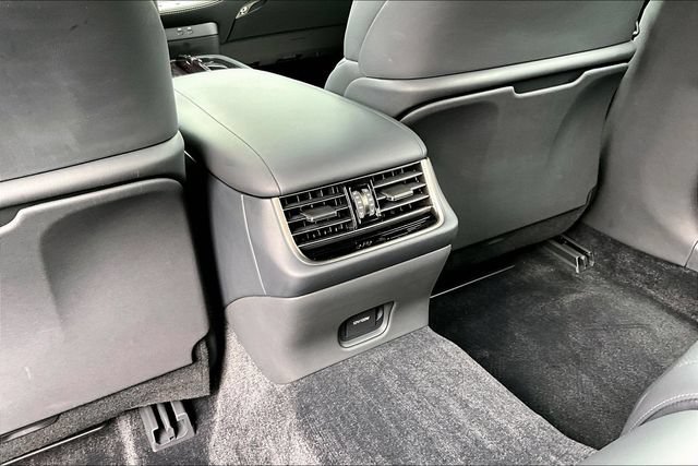 Used 2023 Lexus LS 500 AWD w/ Luxury Package image 13
