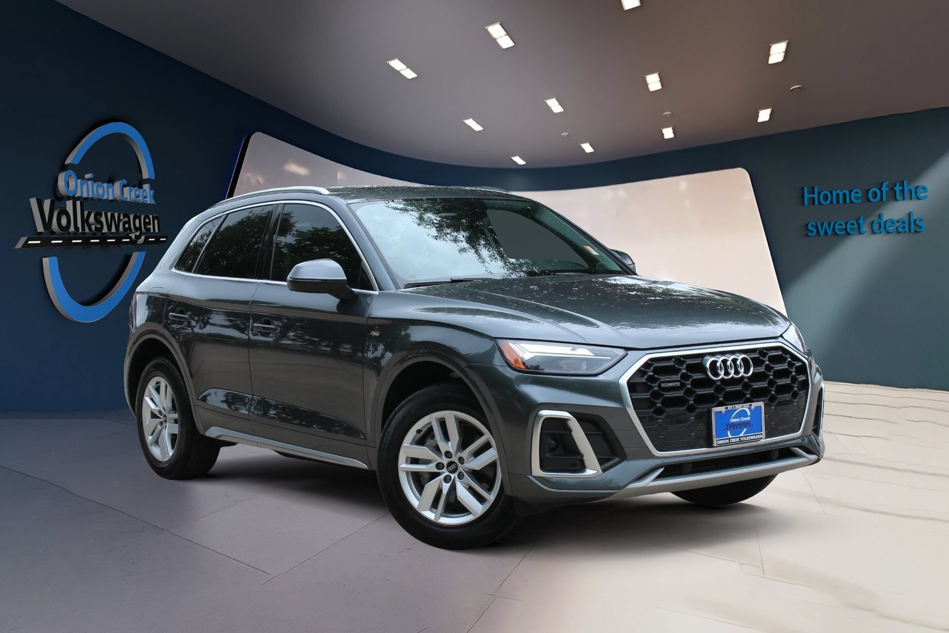 Used 2023 Audi Q5 2.0T Premium w/ Convenience Package